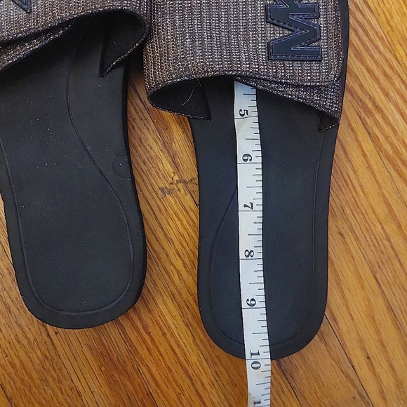 Michael Kors Black and Gold Slide Sandals Women Sz 8 Velcro ( Bag C) - Picture 7 of 7